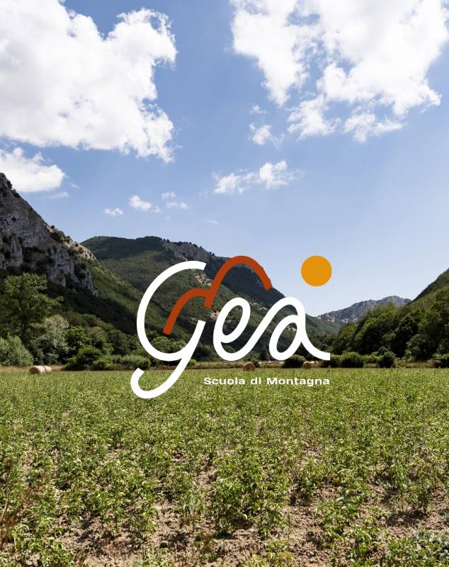 Logo GEA Scuola di Montagna tra la natura di Ovindoli